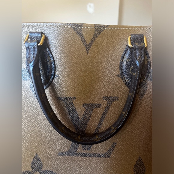 Louis Vuitton M45321 OnTheGo Medium Model Monogram - Picture 8 of 15